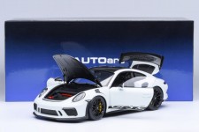 PORSCHE 911 (991 II) GT3 RS Weissach Package 2017 White - AutoArt Escala 1:18 (78176)