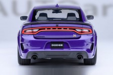 DODGE Charger Scat Pack Widebody 2023 Purple - AutoArt Scale 1:18 (71757)