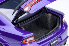 DODGE Charger Scat Pack Widebody 2023 Purple - AutoArt Escala 1:18 (71757)