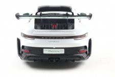 PORSCHE 911 (992) GT3 RS Tribute Carrera RS 2024 White / Geen - Solido Escala 1:18 (S1812107)