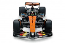 McLaren MCL39 Winner GP China 2025 Oscar Piastri - Solido Scale 1:18 (S1818702) 