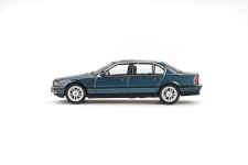 BMW 750IL 1998 Sorrento Blue Metallic - MiniGT Scale 1:64 (MGT00894L)