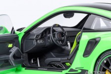 PORSCHE 911 (991 II) GT3 RS Weissach Package 2017 Lizard Green - AutoArt Scale 1:18 (78179)