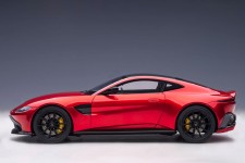ASTON MARTIN Vantage 2019 Hyper Red - AutoArt Scale 1:18 (70277)
