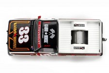 CHEVROLET Silverado Kaido Intimidator V1 - Kaido House Scale 1:64 (KHMG212)