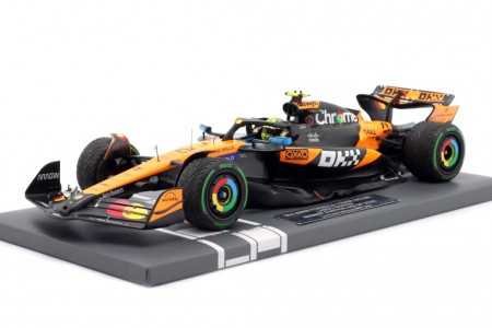 McLaren MCL39 Winner GP China 2025 Oscar Piastri - Minichamps Scale 1:18 (537251981)
