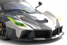 FERRARI LaFerrari 2012 Camouflage - Incluye Vitrina - BBR Scale 1:18 (BBR182243DIE-V)