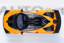 McLaren Senna GTR 2019 Orange - AutoArt Escala 1:18 (81956)