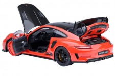 PORSCHE 911 (991.2) GT3 RS Weissach Package 2017 Lava Orange - AutoArt Scale 1:18 (78177)