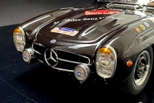 MERCEDES-Benz 300 SL Roadster (W198 II) 1957-1963 Rally Version Brown - CMC Scale 1:18 (M-295)
