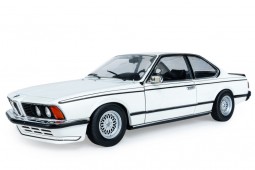 BMW 635 CSi 1984 White - Solido Escala 1:18 (S1810304) 