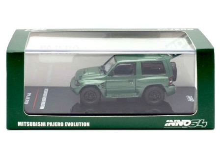 MITSUBISHI Pajero Evolution Satin Green - Inno64 Scale 1:64 (IN64-EVOP-SGRE)