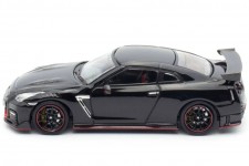 NISSAN GT-R (R35) Nismo Black - Inno64 Escala 1:64 (IN64-R35N-BLA)