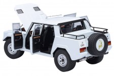 LAMBORGHINI LM002 Pick-Up 1986 White - AutoArt Scale 1:18 (74549)