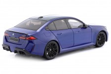 BMW M5 Limousine (G90) 2024 Blue Metallic - Minichamps Escala 1:18 (110023802)