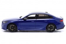 BMW M5 Limousine (G90) 2024 Blue Metallic - Minichamps Escala 1:18 (110023802)