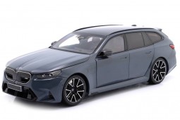 BMW M5 Touring (G99) 2024 Grey Metallic - Minichamps Scale 1:18 (110023901)