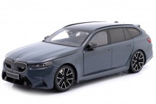 BMW M5 Touring (G99) 2024 Grey Metallic - Minichamps Escala 1:18 (110023901)