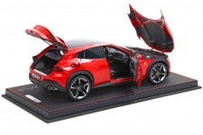 FERRARI Purosangue 2022 Rosso Corsa - Con Vitrina - BBR Escala 1:18 (HE180052ADIE-V)