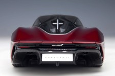 McLaren Speedtail 2020 Volcano Red - AutoArt Escala 1:18 (76087)