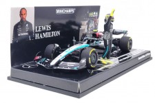 MERCEDES W15 Last GP With Mercedes GP Abu Dhabi 2024 L. Hamilton - Minichamps Scale 1:43 (410242444)