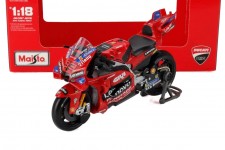 DUCATI Desmosedici GP25 Campeon del Mundo MotoGP 2025 Marc Marquez - Maisto Escala 1:18 (36407-93)
