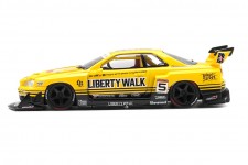 NISSAN LB-ER34 Super Silhouette Skyline Sport Yellow 2025 - MiniGT Escala 1:64 (MGT01182R)