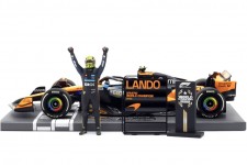 McLaren MCL39 World Champion 3rd GP Abu Dhabi 2025 - Minichamps Scale 1:18 (537254104)