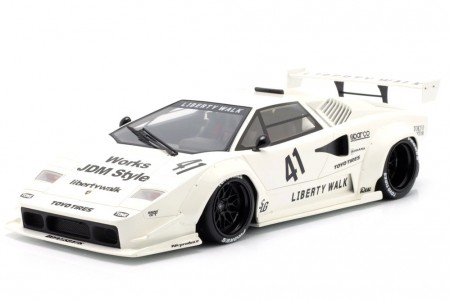 LAMBORGHINI Countach LBWK Bodykit 2024 White - GT Spirit Escala 1:18 (Z356-WH)