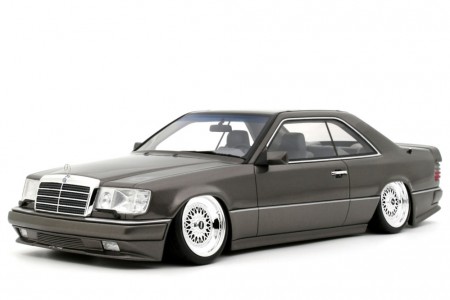 MERCEDES-Benz C124 AMG Stance 2022 Anthracite Grey - OttoMobile Escala 1:18 (OT1241)