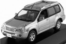 NISSAN X-Trail XTT 2005 Silver - J-Collection Scale 1:43 (JC18079SL)