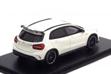 MERCEDES AMG GLA45 2016 - Spark Scale 1:43 (S4911)