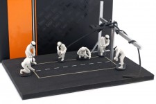 PIT STOP Set 6 Mechanics + Equipment - Ixo Models Scale 1:43 (FIG004SET)