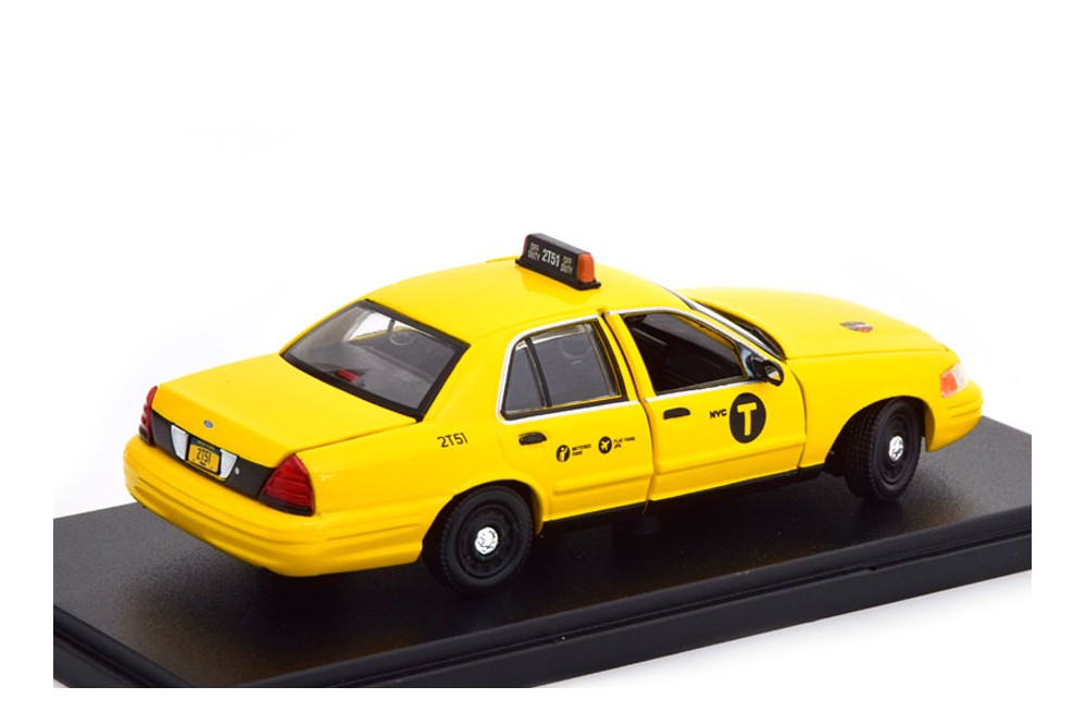 Carrera GO 61142 Ford Crown Victoria Taxi Flashing Light 1:43 Slot Car  Car GO