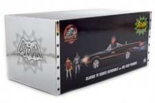 BATMOBILE TV Series "Batman (1966)" Figures of Batman and Robin - With Illumintaion - Jada Scale 1:18 (98265) 