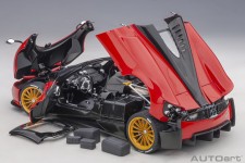 PAGANI Huayra Roadster 2017 - AutoArt Escala 1:18 (78287)