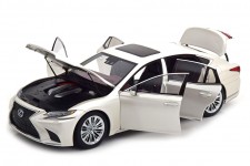 LEXUS LS 500h 2018 - AutoArt Scale 1:18 (78866)