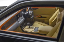 TOYOTA Century GRMN 2017 Metallic Black - Kyosho Scale 1:18 (KSR18046BK)