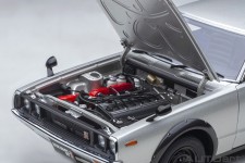 NISSAN Skyline 2000 GT-R (KPGC1110) 1973 Silver - AutoArt Scale 1:18 (77471)