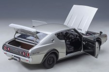 NISSAN Skyline 2000 GT-R (KPGC1110) 1973 Silver - AutoArt Scale 1:18 (77471)