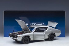 NISSAN Skyline 2000 GT-R (KPGC1110) 1973 Silver - AutoArt Scale 1:18 (77471)