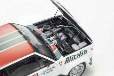 FIAT 131 Abarth Ganador Rally 1000 Lakes 1978 Alen / Kivimaki - Kyosho Scale 1:18 (08376E)