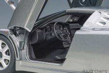 BUAGATTI EB110 SS 1992 - AutoArt Scale 1:18 (70916)