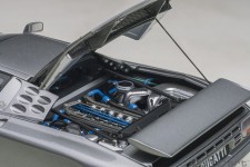 BUAGATTI EB110 SS 1992 - AutoArt Scale 1:18 (70916)