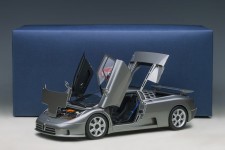 BUAGATTI EB110 SS 1992 - AutoArt Scale 1:18 (70916)