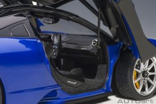 McLaren Senna 2018 - AutoArt Escala 1:18 (76079)