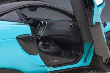 McLaren 600LT 2019 - AutoArt Escala 1:18 (76083)