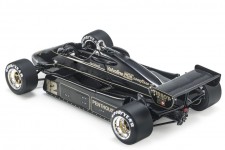 LOTUS 91 Formula 1 1982 Nigel Mansell - Con Vitrina y Calcas - GP Replicas Escala 1:18 (GP66B)