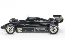 LOTUS 91 Formula 1 1982 Nigel Mansell - With Showcase and Decals - GP Replicas Scale 1:18 (GP66B)