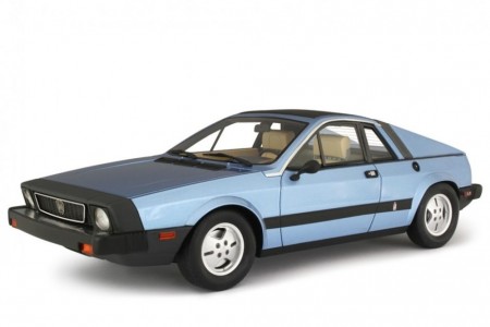 LANCIA Scorpion 1976 Blue - Laudoracing Escala 1:18 (LM134C)